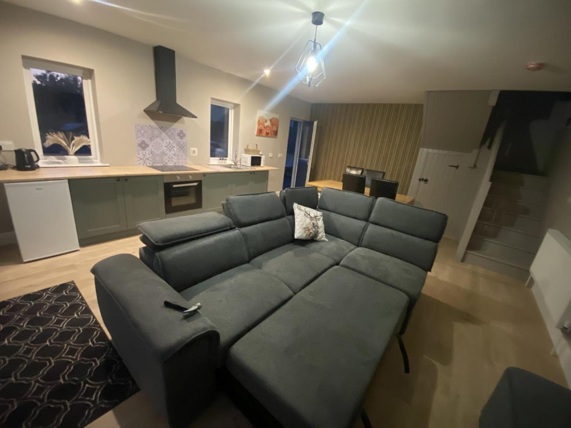 Hotel The Nest à Newry Extérieur photo